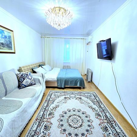 Двухкомнатная "Аэропорт Астана" Διαμέρισμα Εξωτερικό φωτογραφία
